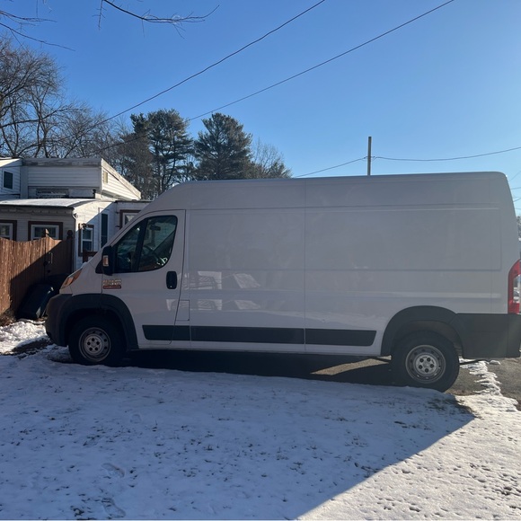 MEET YOUR POSHER🖤☕️ - Picture 3 of 4